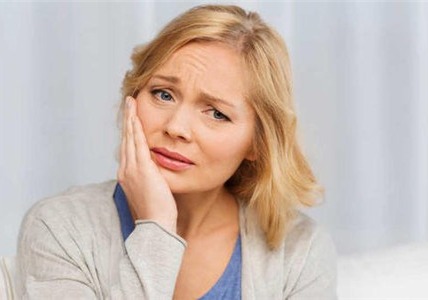 牙龈出血是什么病征兆？